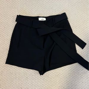 Aritzia black tie front shorts black size 10